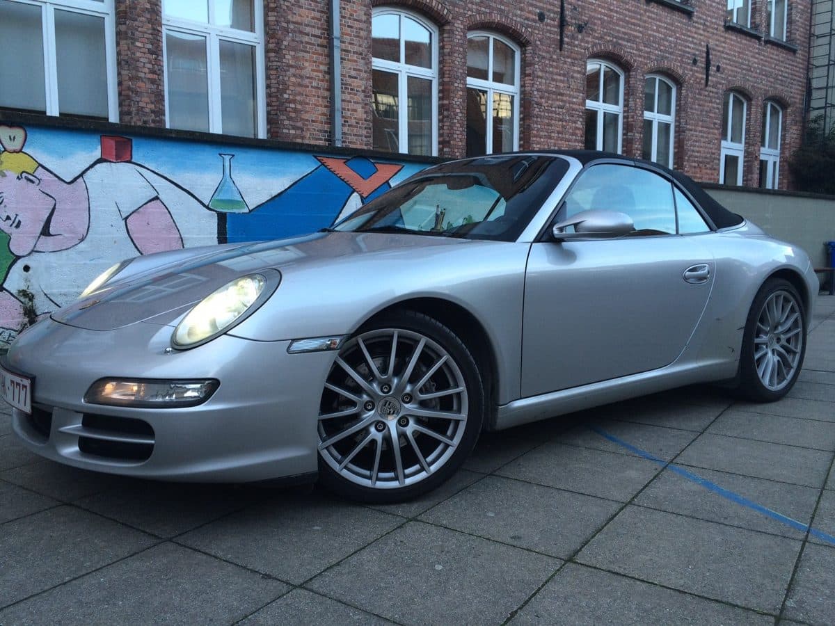 Porsche 911 (997) Carrera 2 Cabrio