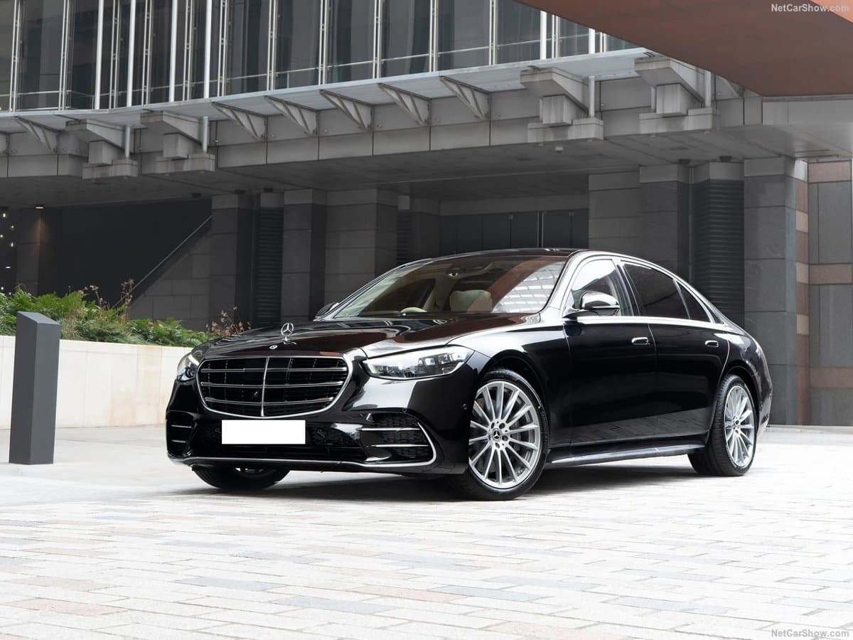 Mercedes S580e