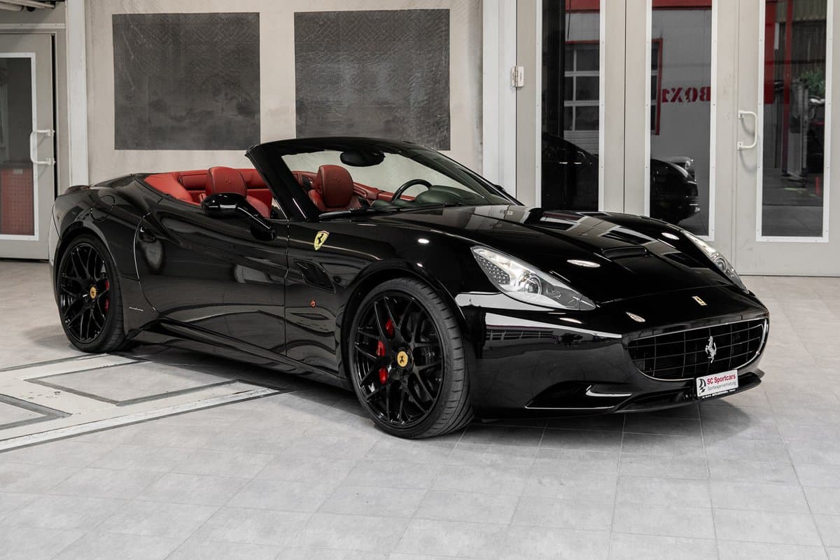 Ferrari California T