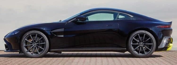 Aston Martin New Vantage