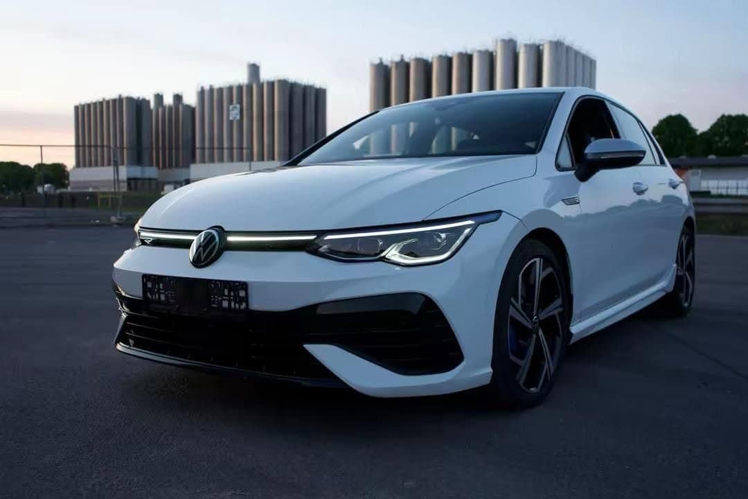 Golf 8 R Performance huren