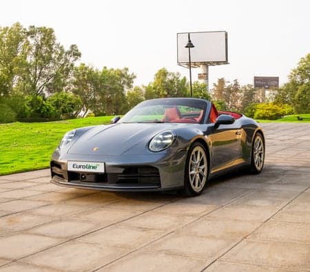 Porsche 911 Carrera Convertible 2025