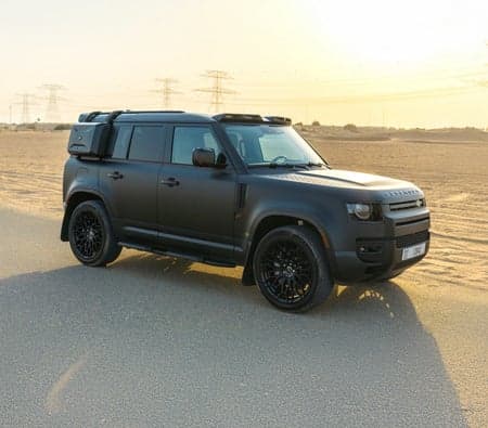 Land Rover Defender V6 2024