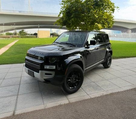 Land Rover Defender V6 2024