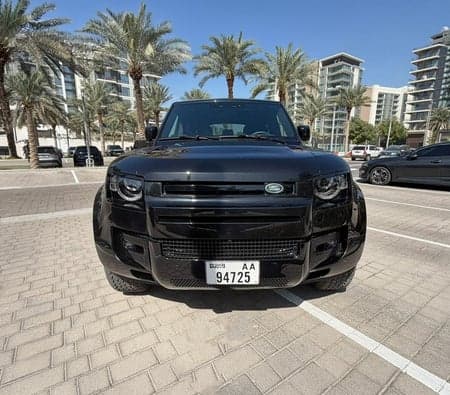 Land Rover Defender 2025