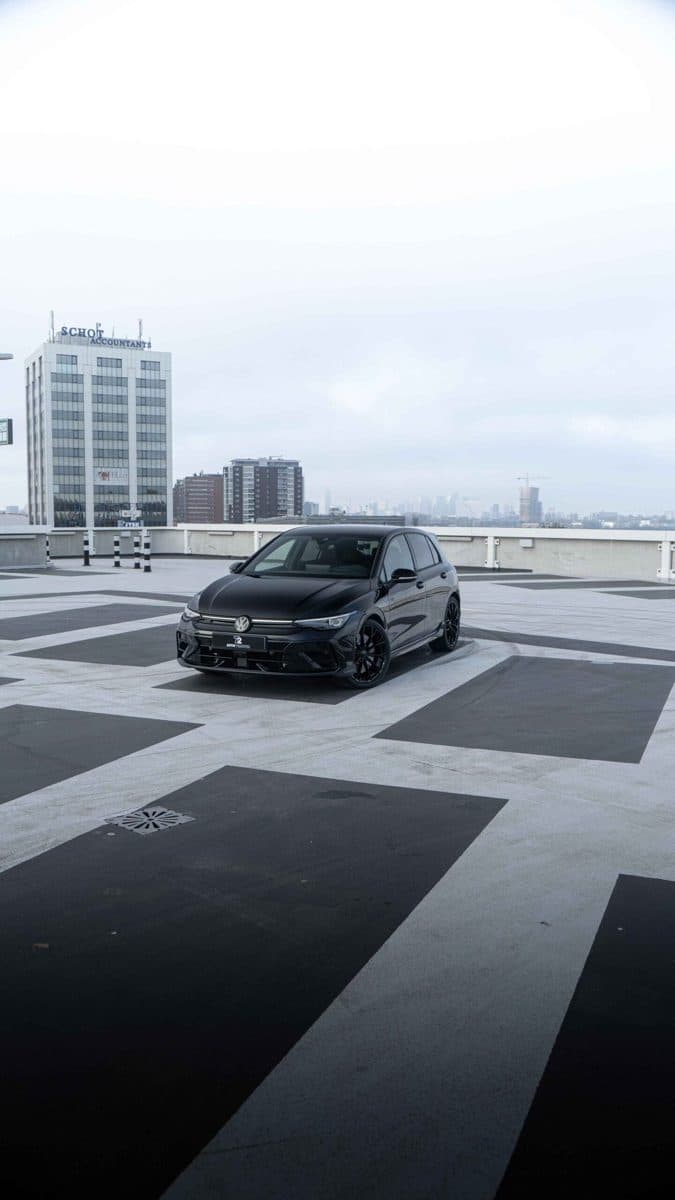Volkswagen Golf 8.5R Black Edition