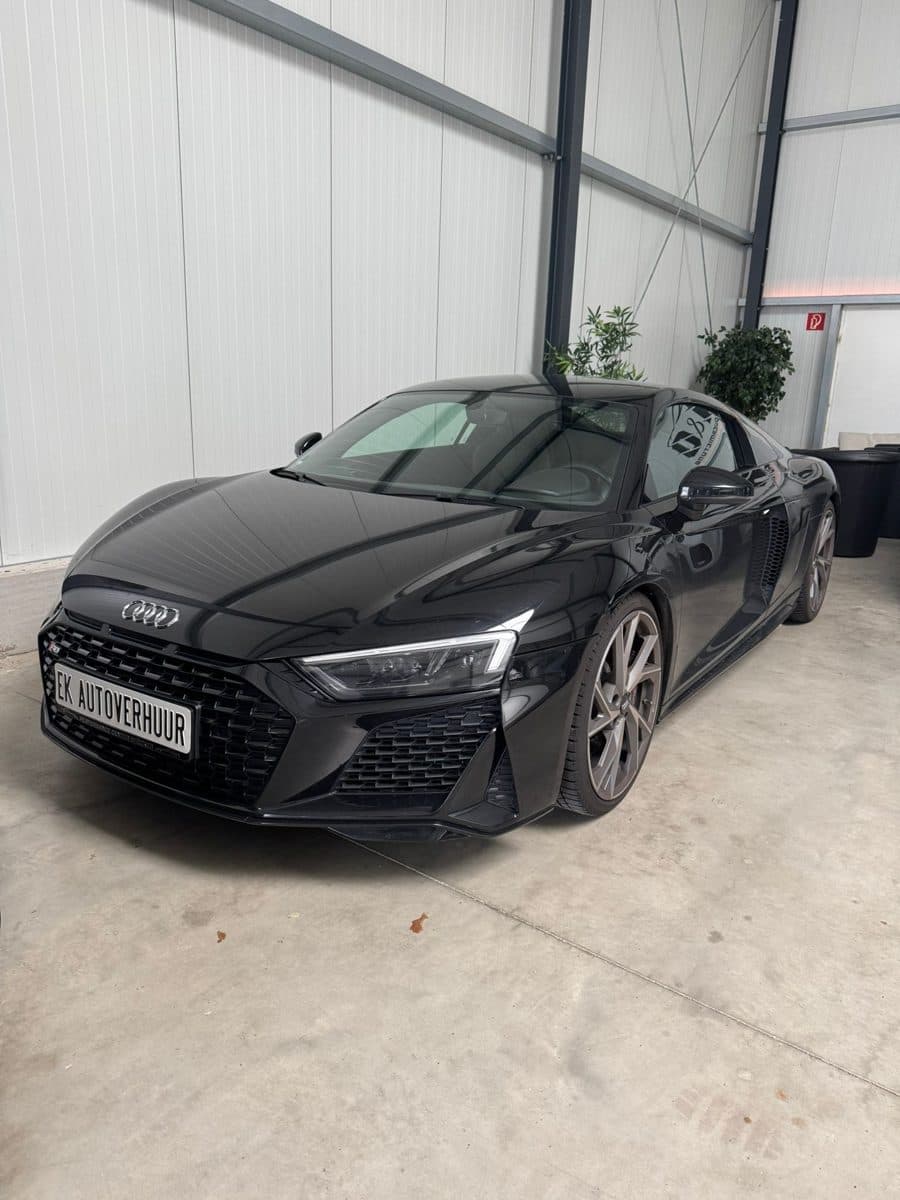 Audi R8