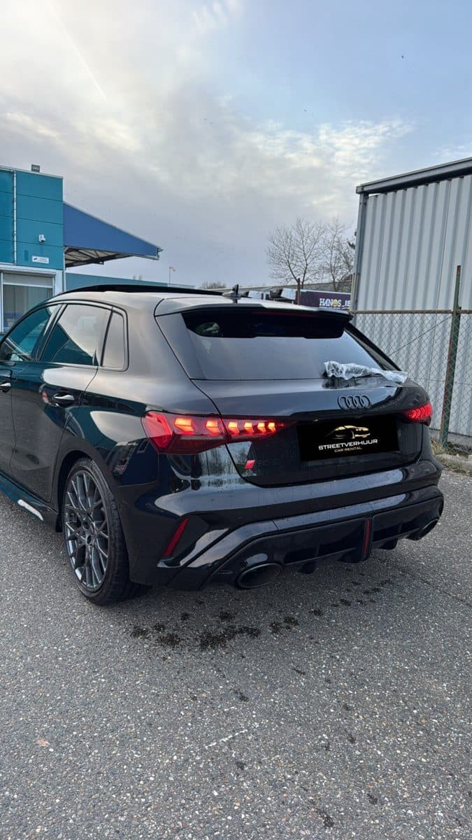 Audi Rs3 performance 2025 black edition
