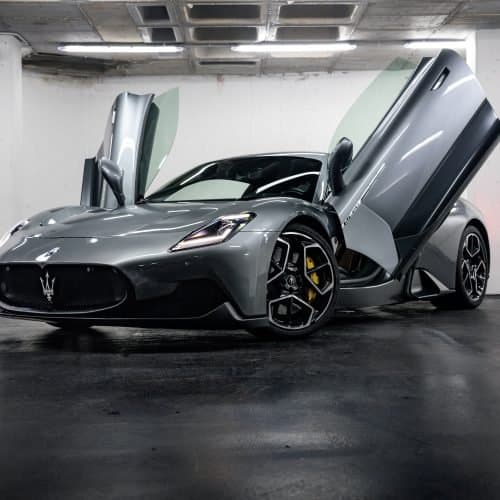 Maserati MC20