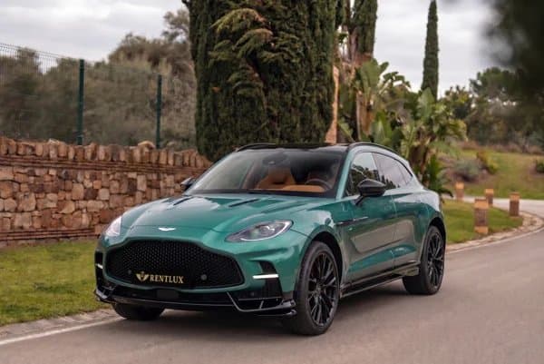 Aston Martin DBX