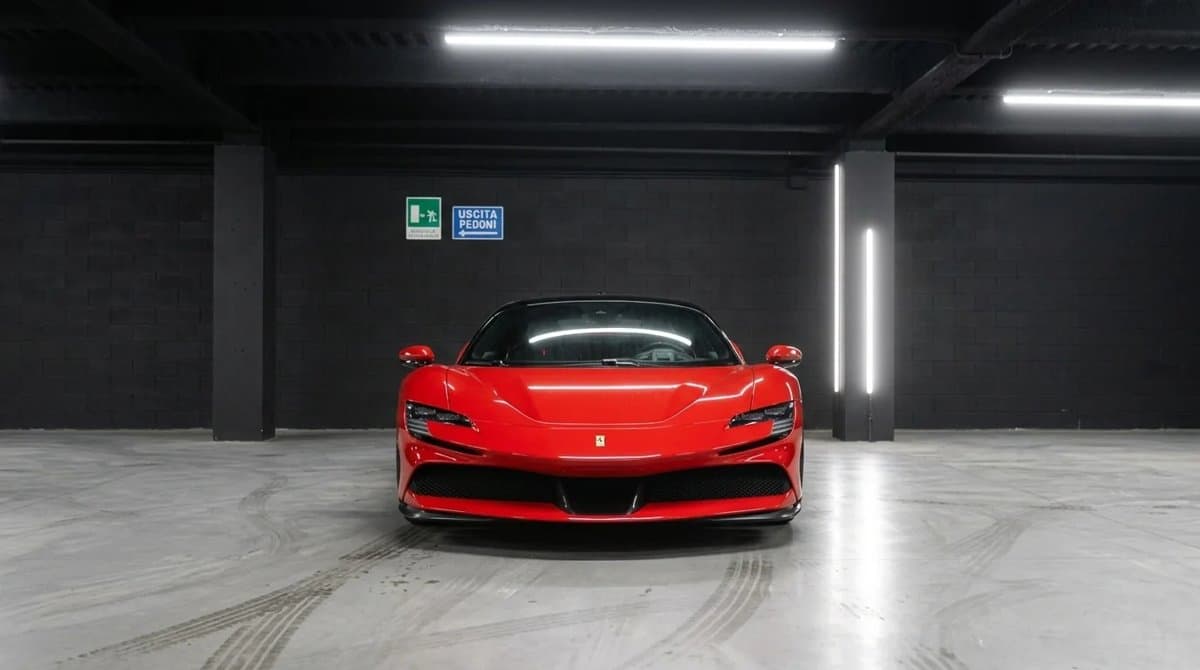 Ferrari SF90 Stradale