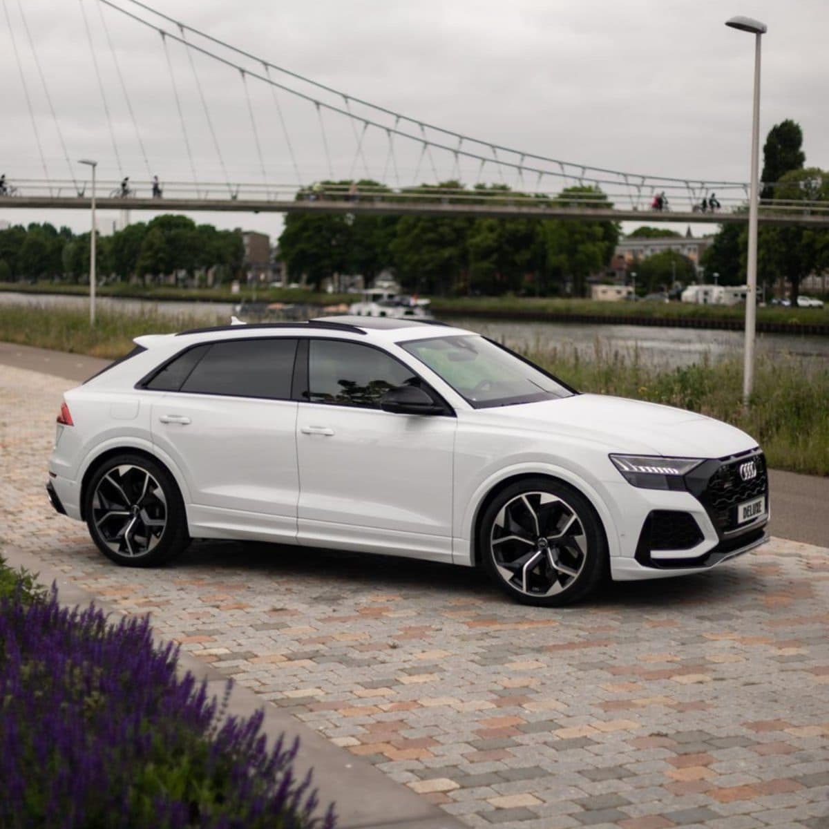 Audi RSQ8